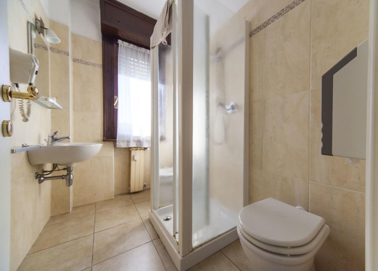 Hotel Albi Stezzano Luaran gambar